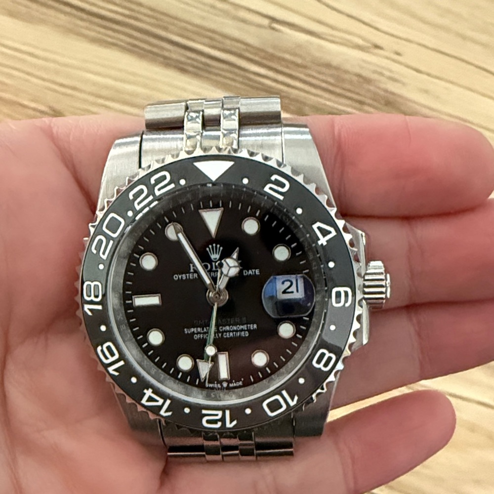 Batman Black Dial Watch - Picture 4 of 8